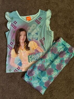 2009 Nickelodeon iCarly Graphic Pajama Set Girls